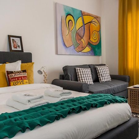 Old Town Premium Apartment By Mrg Bukarest Kültér fotó