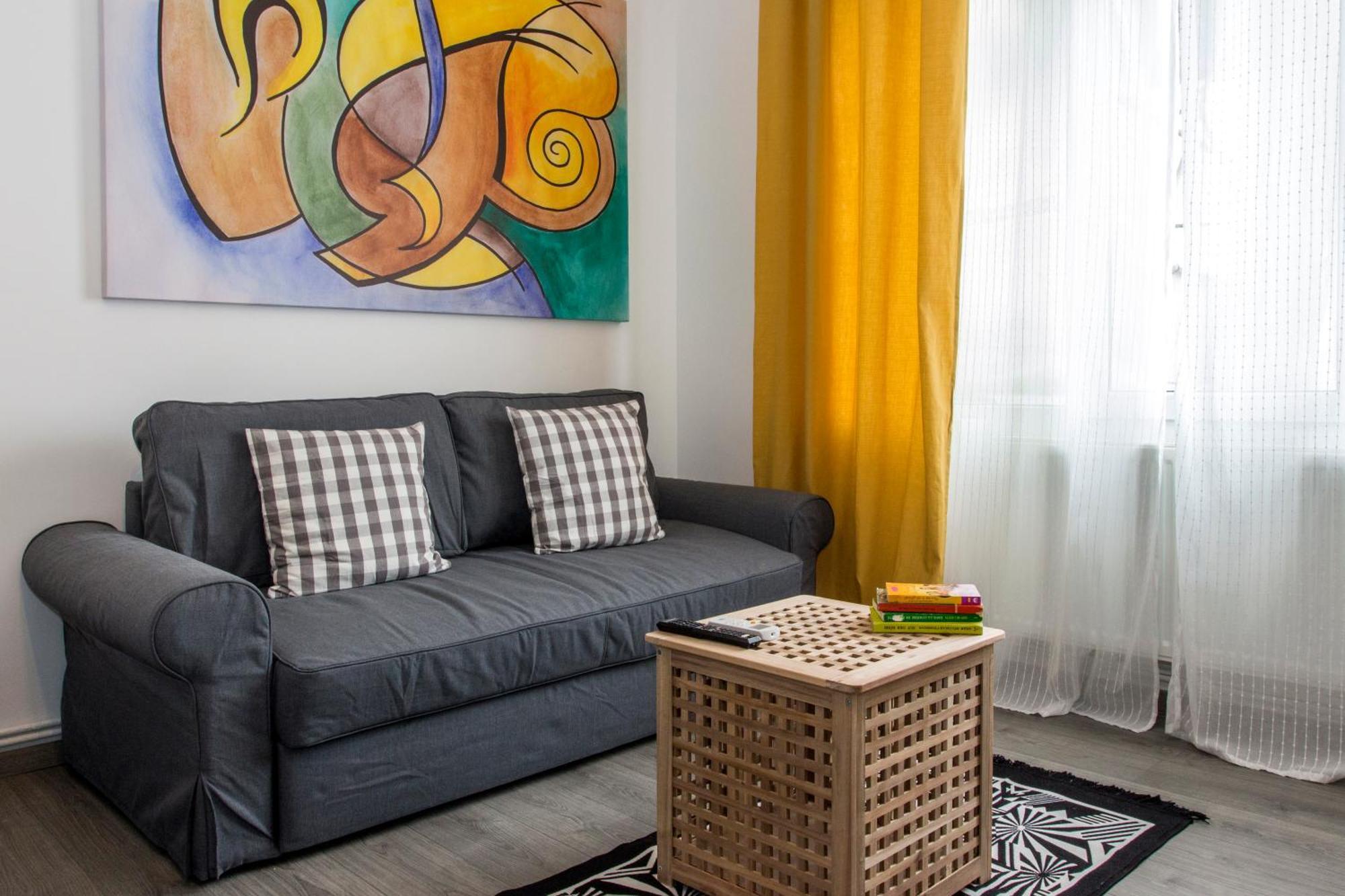 Old Town Premium Apartment By Mrg Bukarest Kültér fotó
