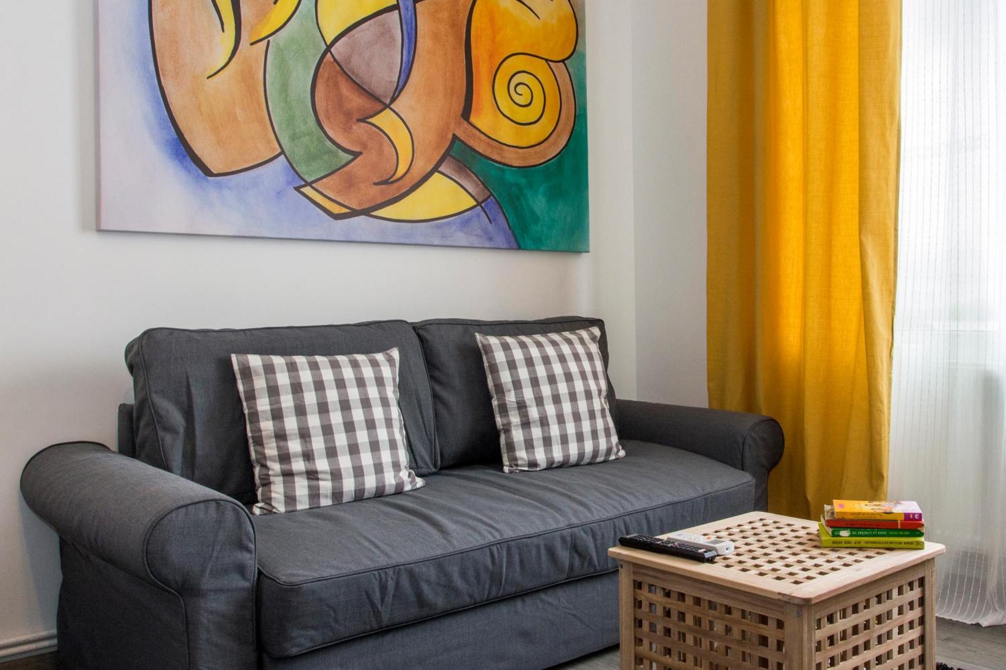 Old Town Premium Apartment By Mrg Bukarest Kültér fotó